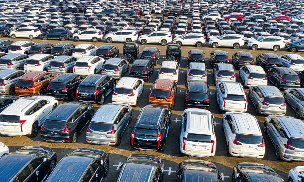 Geschäftsklima in der Autoindustrie verschlechtert sich deutlich wegen Materialengpässen und geopolitischer Unsicherheit