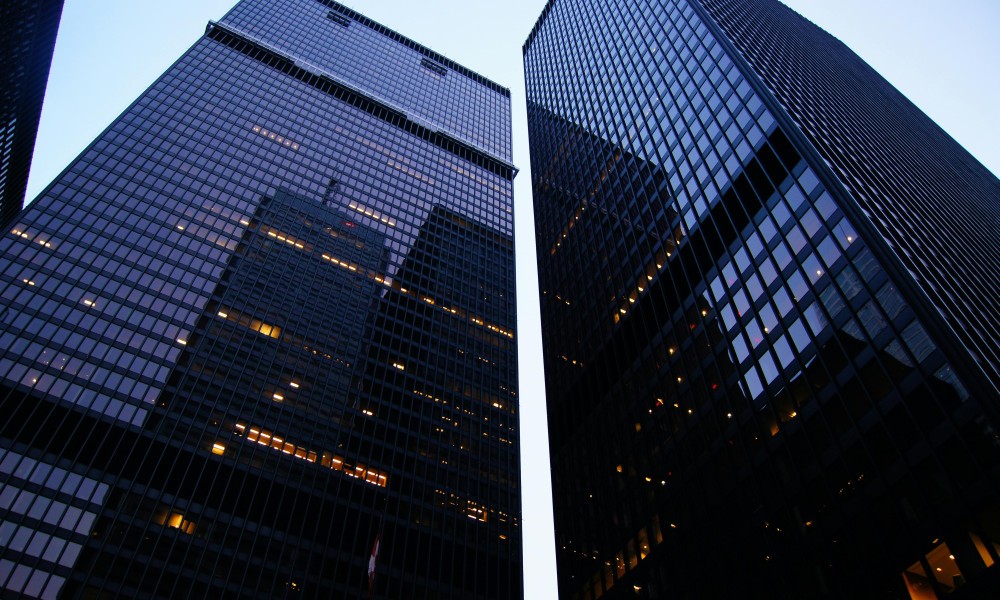 ifo Barometer fällt weiter: Firmen in Deutschland planen Stellenabbau ifo Barometer fällt weiter: Firmen in Deutschland planen Stellenabbau